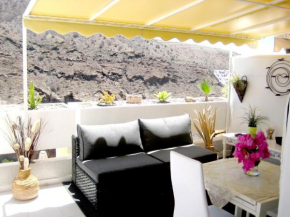 Malibu apartamento con campo de tennis y piscina con solarium